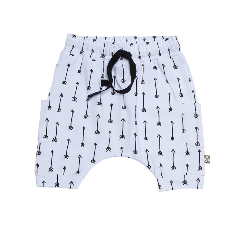 Nui Organics black arrow pattern long shorts